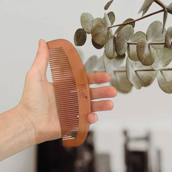 Labour Birthing Comb — Acupressure for Pain Management in Labour